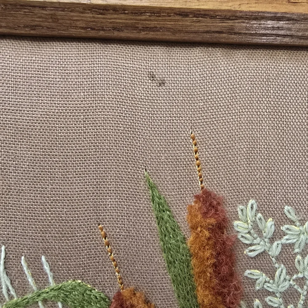 Vintage Handmade Framed Duck Needlepoint 3D Art Deco Cabin Geese Goose - Picture 8 of 8